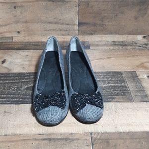 Black Aerosoles heels